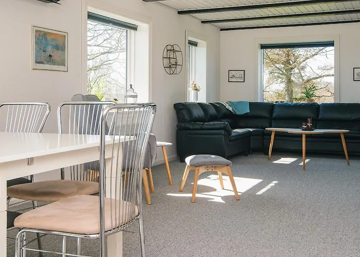 Hébergement de vacances 5 Person In *