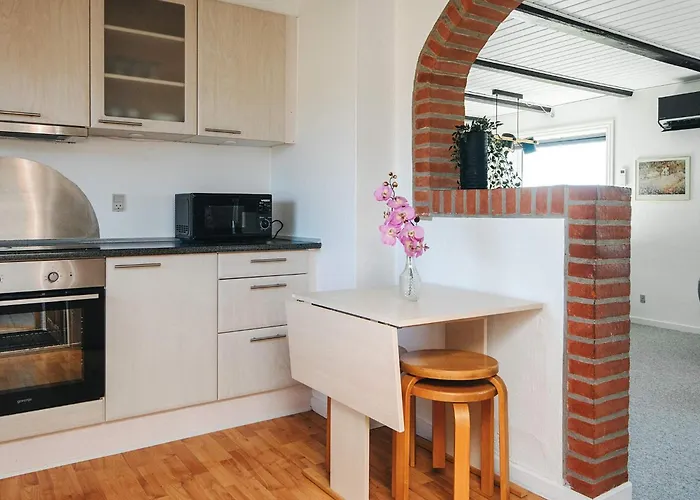 5 Person In Snedsted